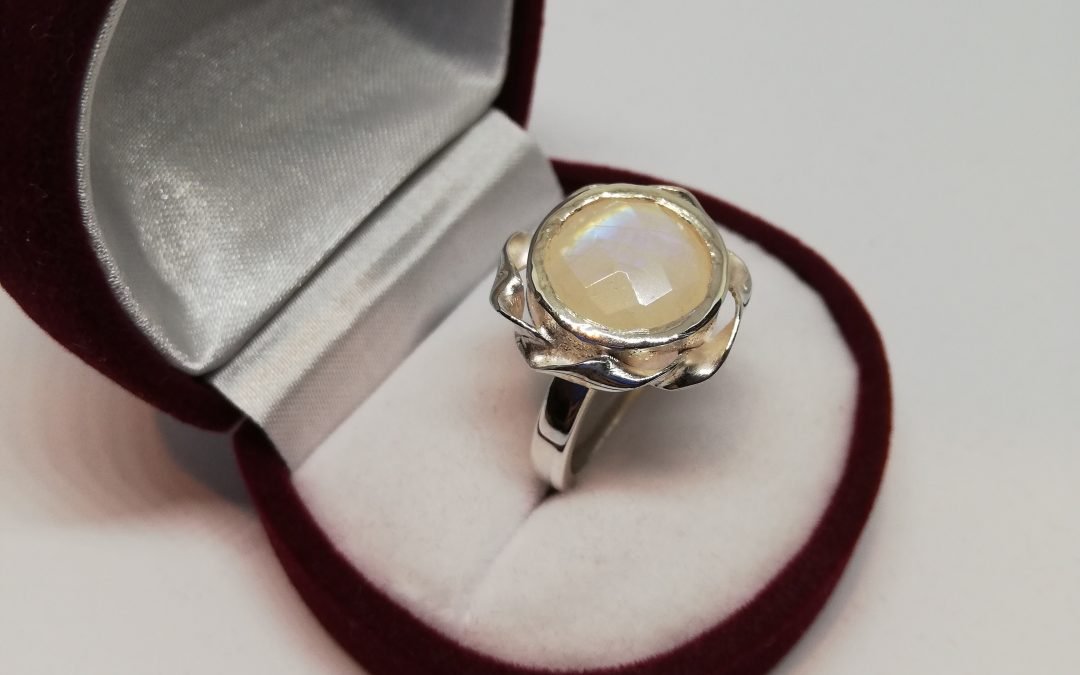 Anillo Piedra luna 06