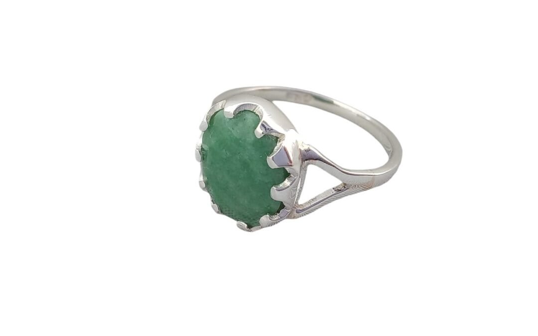 Anillo Raíz de Esmeralda